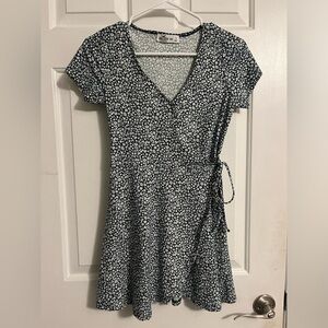 Hollister Dark Green Floral Wrap Dress